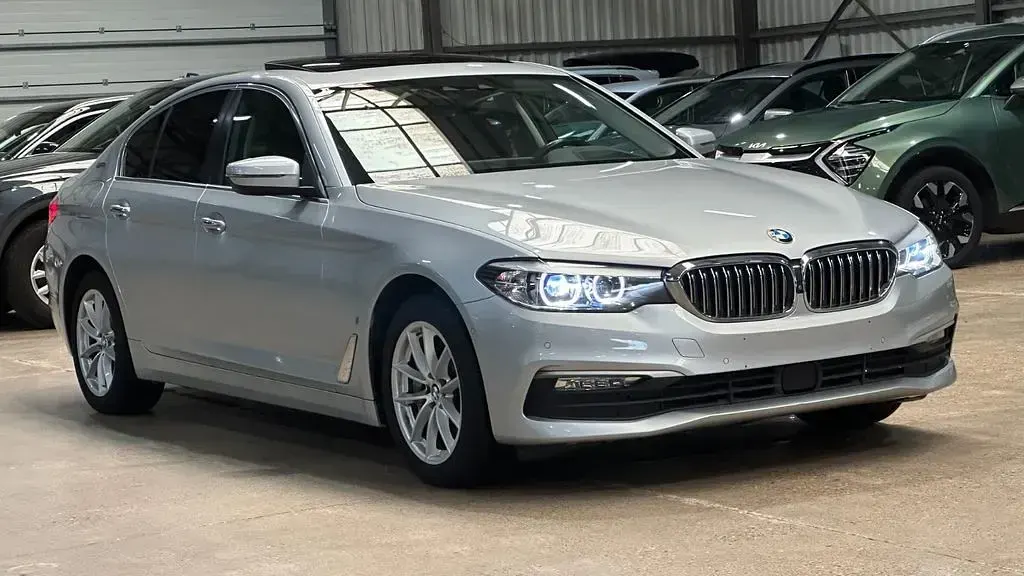 Gebraucht BMW 530e iPerformance 184 PS (135 kW) 2017 Silber Limousine