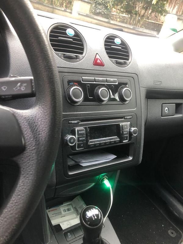 Gebraucht VW Caddy Maxi 102 PS (75 kW) 2015 Weiß Van / Kleinbus