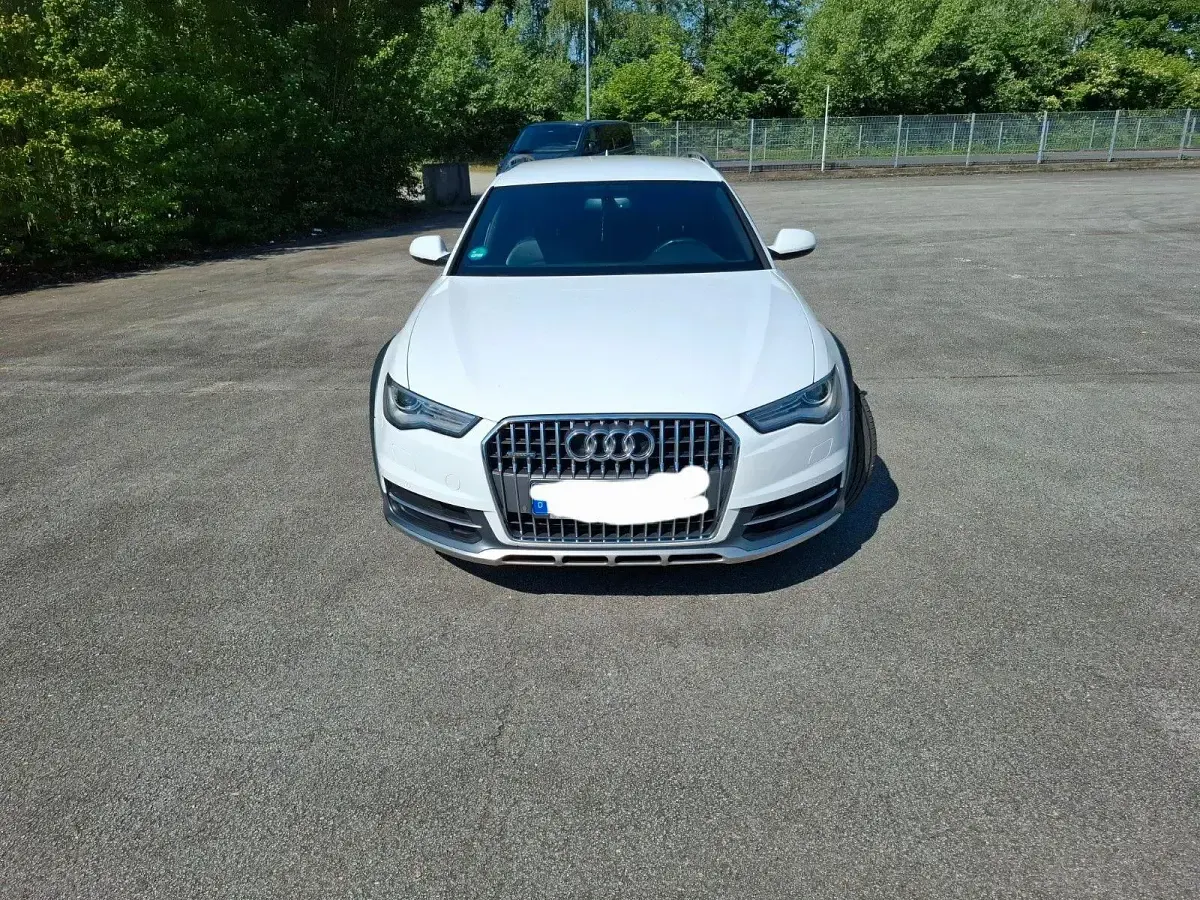 Gebraucht Audi A6 Allroad Ambiente 218 PS (160 kW) 2017 Weiß Kombi