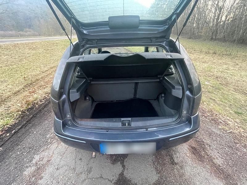 Gebraucht Opel Corsa 75 PS (55 kW) 2004 Blau Limousine