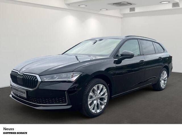 Gebraucht Skoda Superb Selection 150 PS (110 kW) 2024 Ebony schwarz metallic Kombi