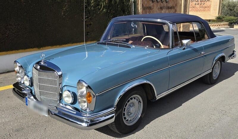 Blau Gebraucht 1964 Mercedes W112 Cabrio | 219.995 € - Bild 1/4