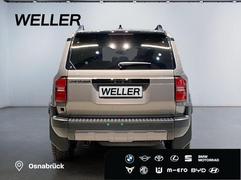 Neu Toyota Land Cruiser Executive 205 PS (150 kW) 2026 Bronze SUV