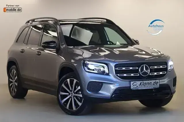 Gebraucht Mercedes GLB200 Night 163 PS (119 kW) 2022 SUV