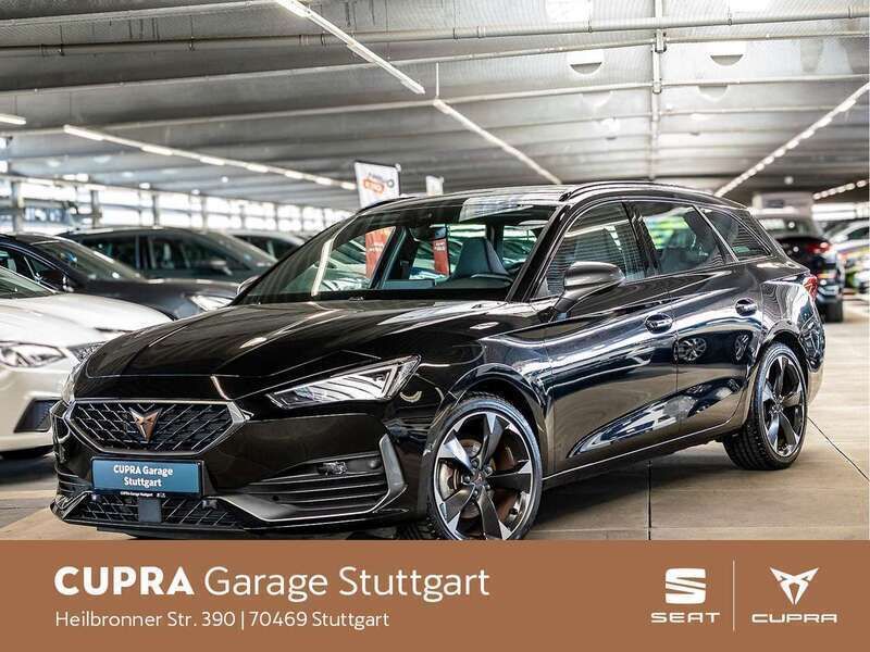 Midnight schwarz metallic Gebraucht 2024 Cupra Leon Kombi | 29.530 € (Superpreis) - Bild 1/3