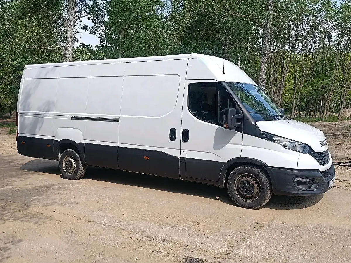 Gebraucht Iveco Daily 155 PS (114 kW) 2021 Weiß Van
