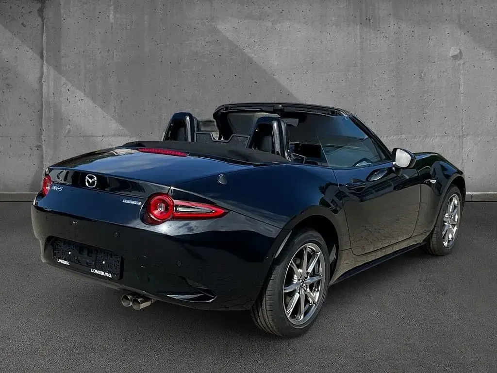 Neu Mazda MX5 Exclusive-Line 132 PS (97 kW) 2026 Schwarz Cabrio