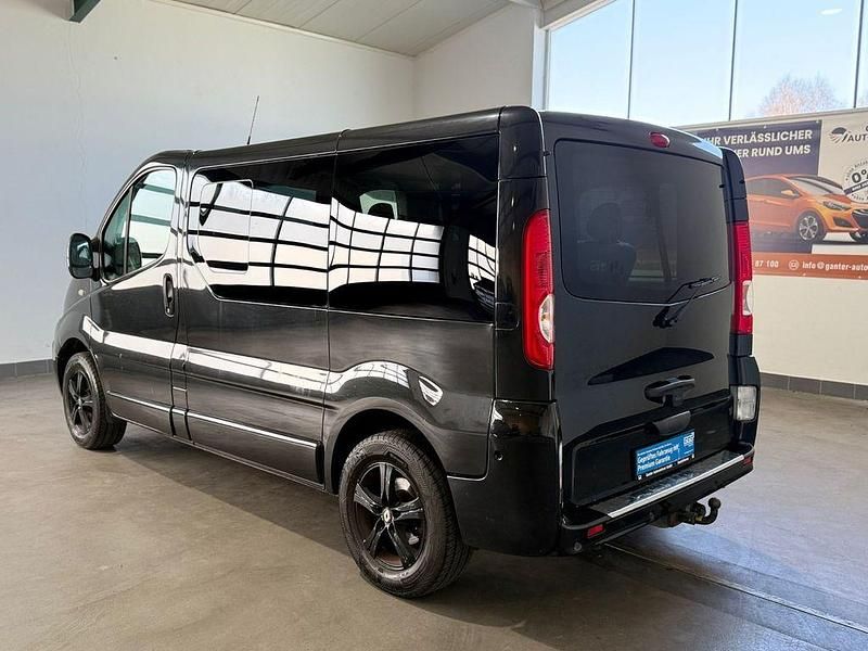 Gebraucht Renault Trafic Black Edition 114 PS (83 kW) 2013 Schwarz Van / Kleinbus