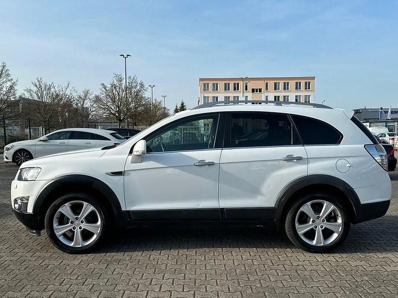 Gebraucht Chevrolet Captiva 184 PS (135 kW) 2012 Weiß SUV