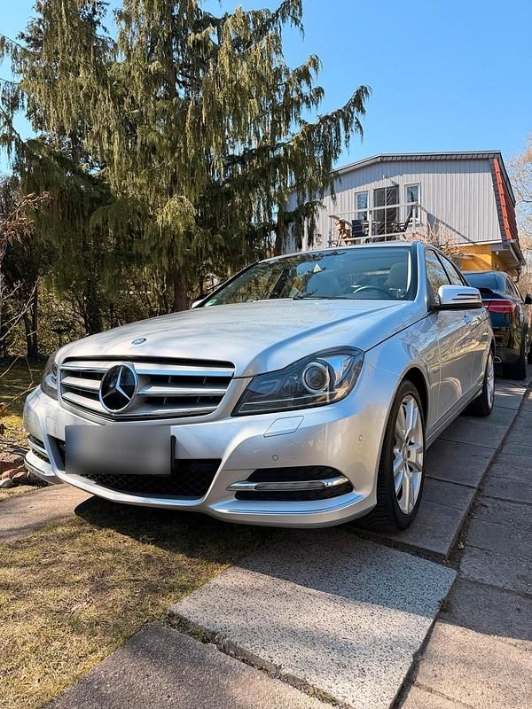 Gebraucht Mercedes C350 306 PS (225 kW) 2011 Silber Limousine