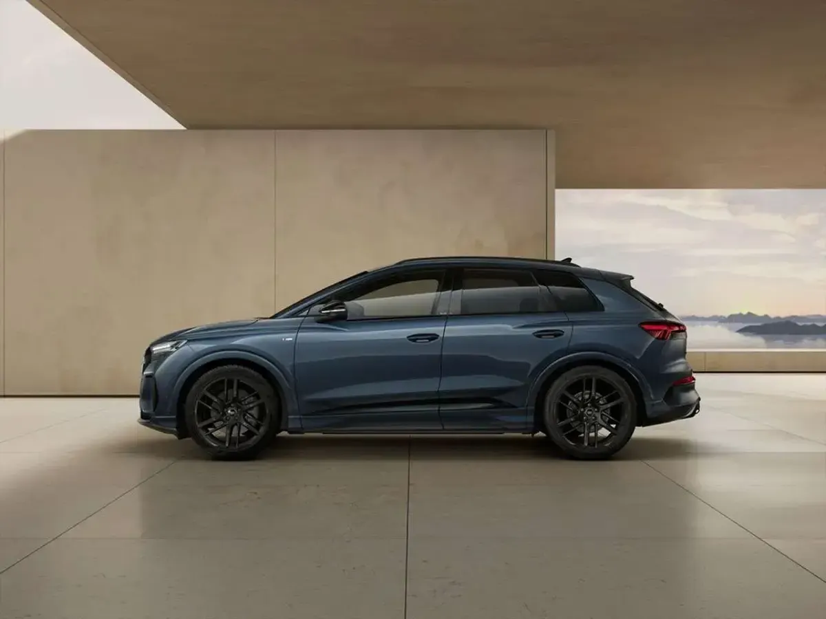 Nowe Audi Q4 e-tron Performance 210 kW (286 KM) 2026 Biały SUV