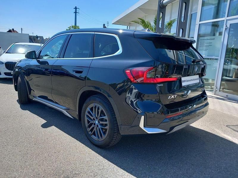 Gebraucht BMW iX1 xLine 230 kW (313 PS) 2023 Black sapphire metallic SUV