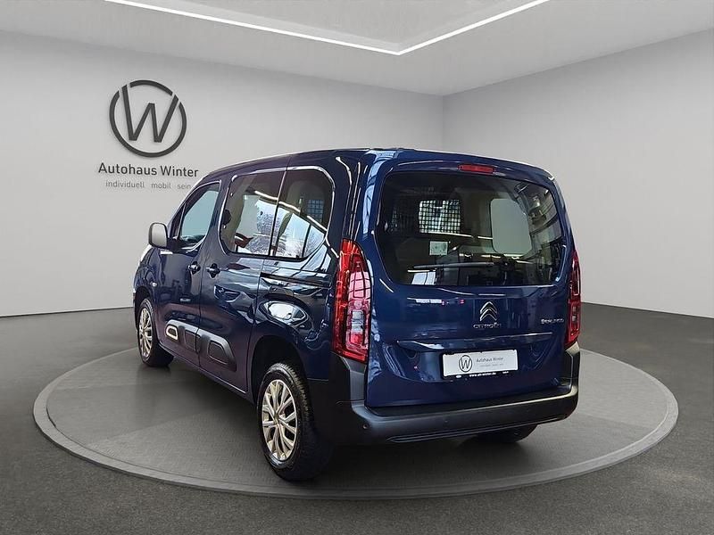 Gebraucht Citroën Berlingo Feel 131 PS (96 kW) 2023 Deep blue Van / Kleinbus