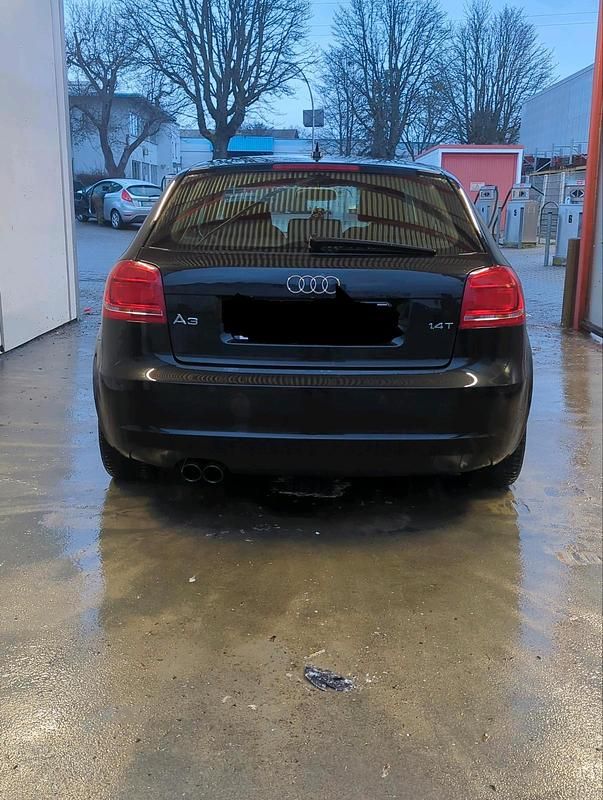 Gebraucht Audi A3 125 PS (91 kW) 2010 Schwarz Kleinwagen