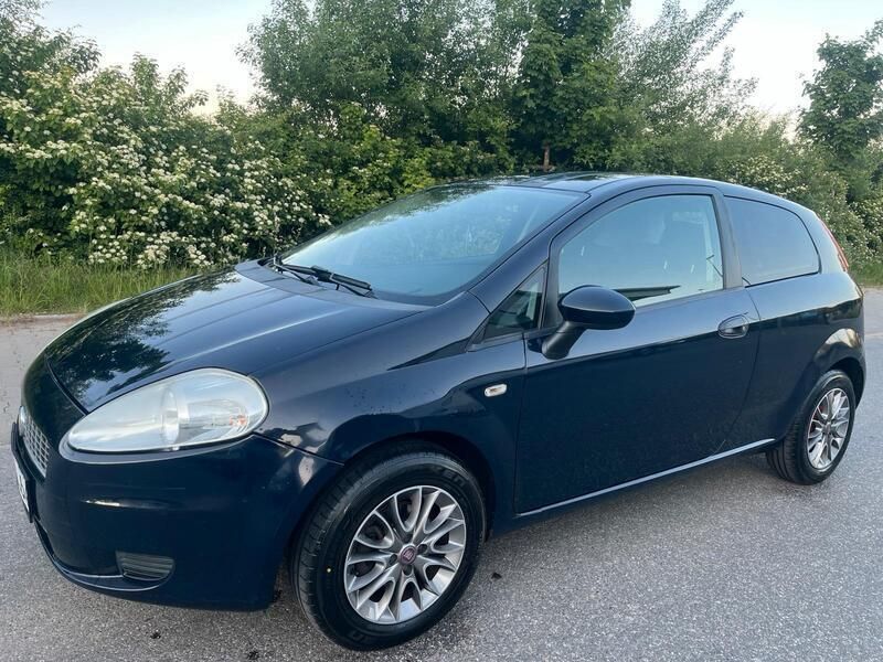 Blau Gebraucht 2009 Fiat Grande Punto Kleinwagen | 1.790 € (Fairer Preis) - Bild 1/4