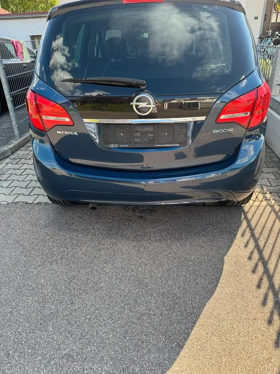 Używany Opel Meriva 95 KM (69 kW) 2011 Niebieski Minivan