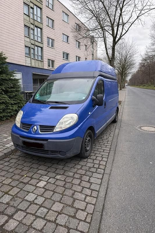Second-hand Renault Trafic 2009 Monovolum