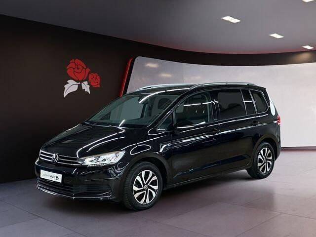 Gebraucht VW Touran Active 150 PS (110 kW) 2022 Deep black perleffekt Van / Kleinbus