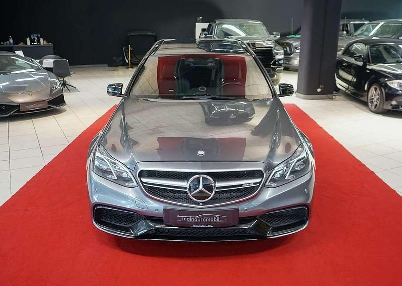 Gebraucht Mercedes E63 AMG AMG 585 PS (430 kW) 2016 Selenitgrau  metalliclack Kombi
