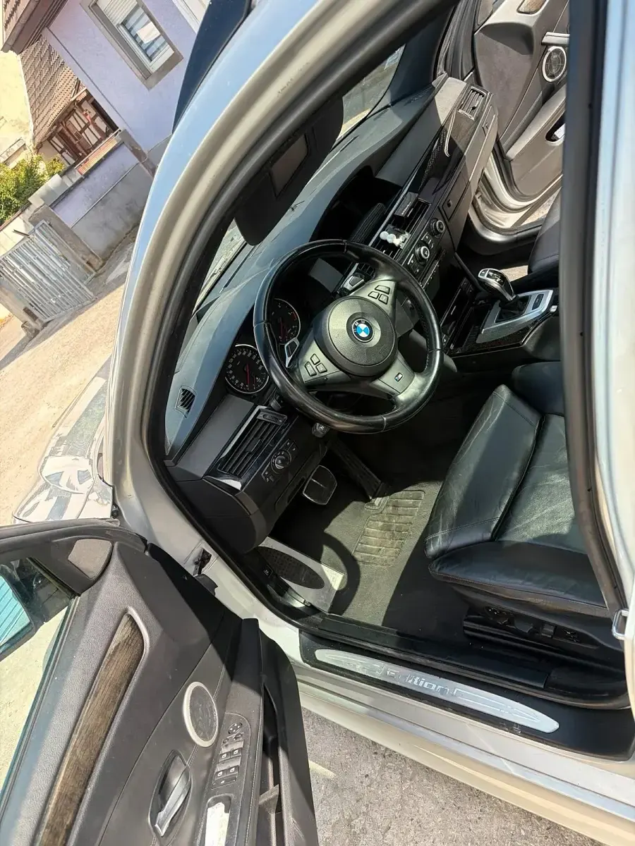 Gebraucht BMW 535 286 PS (210 kW) 2009 Grau Kombi