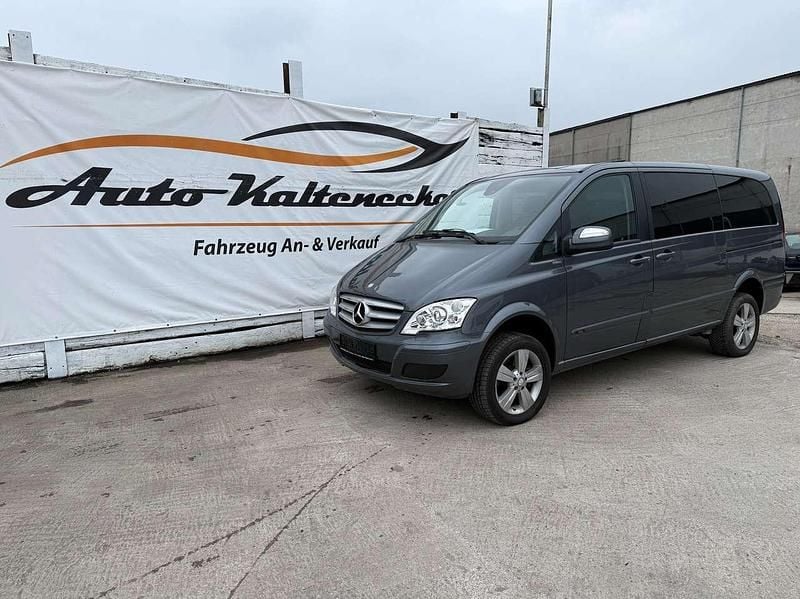 Gebraucht Mercedes Viano 163 PS (119 kW) 2013 Grau Van / Kleinbus