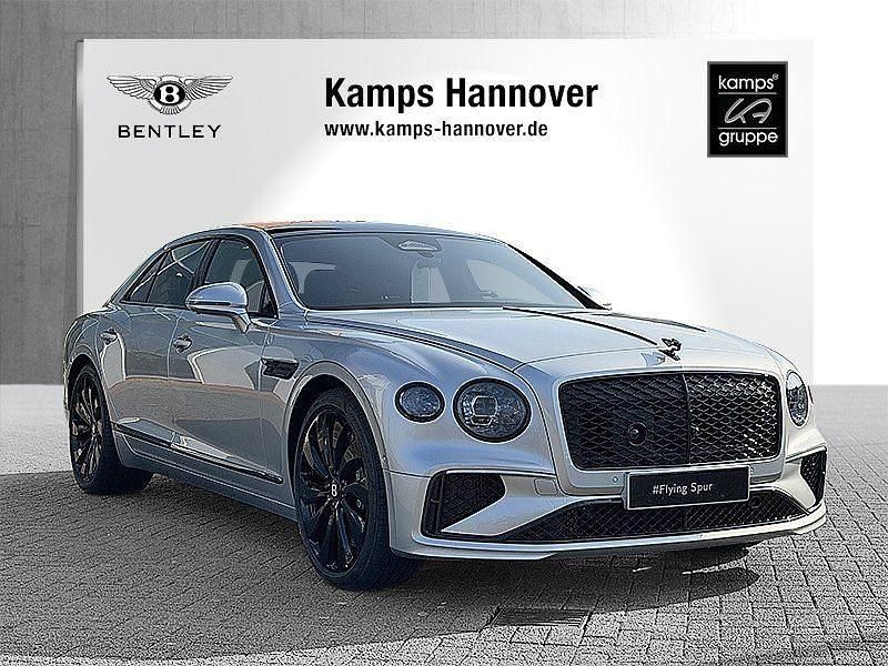 Neu Bentley Flying Spur 680 PS (500 kW) 2026 Silber Limousine
