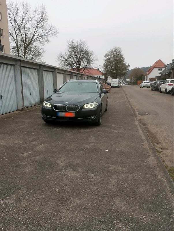 Gebraucht BMW 530 245 PS (180 kW) 2010 Grau Kombi