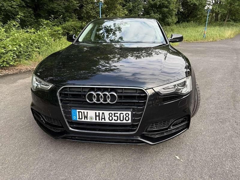 Weiß Gebraucht 2015 Audi A5 Sportback Coupé | 18.500 € (Fairer Preis) - Bild 1/4