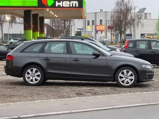 Gebraucht Audi A4 Ambiente 204 PS (150 kW) 2009 Braun Kombi