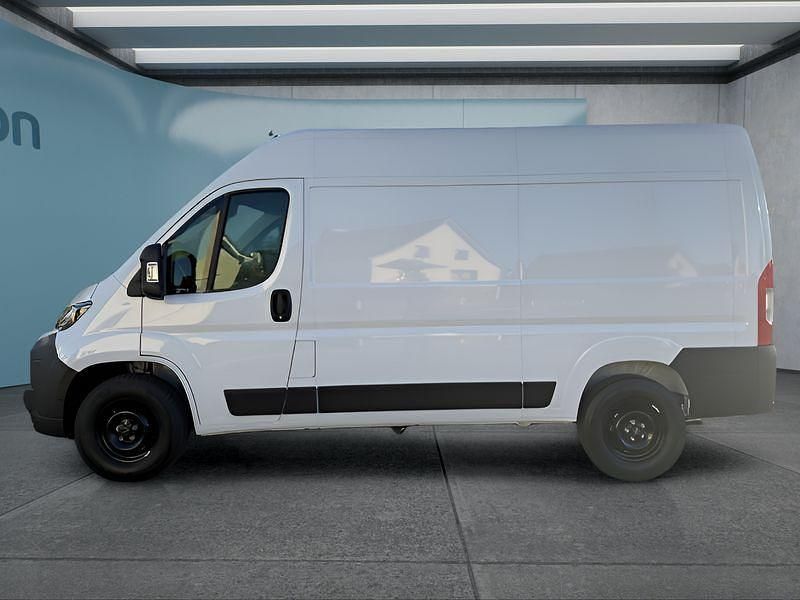 Neu Opel Movano 140 PS (102 kW) 2025 Weiß Van