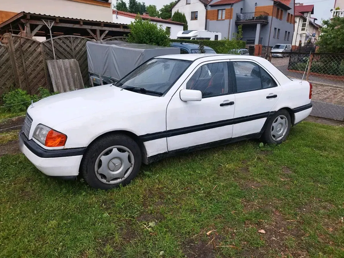 Gebraucht Mercedes C220 1998 Weiß Limousine
