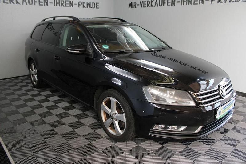 Schwarz Gebraucht 2011 VW Passat Kombi | 3.500 € (Superpreis) - Bild 1/4
