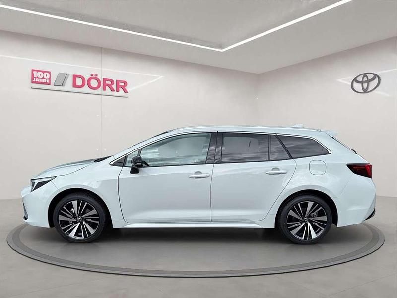 Neu Toyota Corolla 178 PS (130 kW) 2025 Dynamic grey metallic Kombi