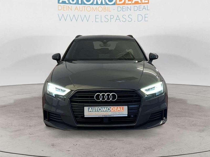 Gebraucht Audi A3 Sport 150 PS (110 kW) 2019 Grau Kombi