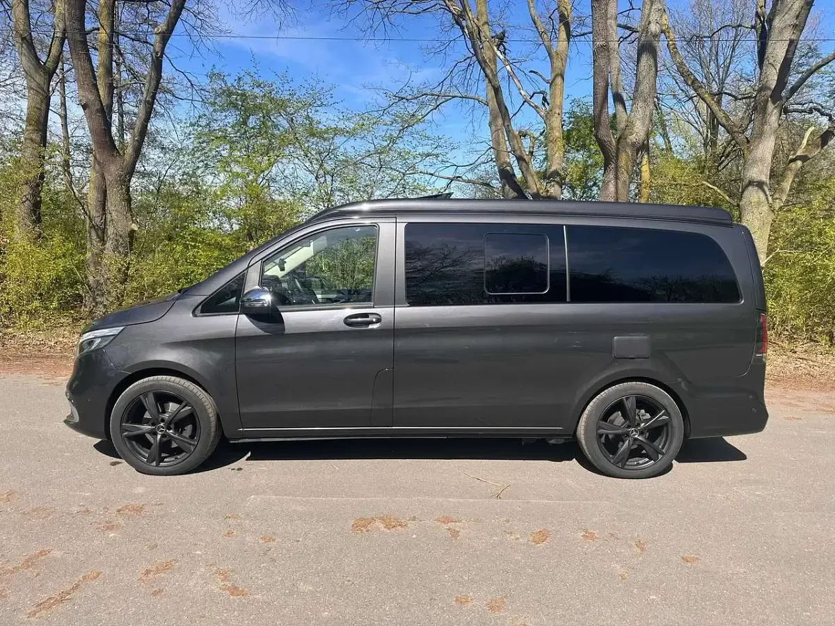 Gebraucht Mercedes 300 Marco Polo 237 PS (174 kW) 2022 Schwarz Kombi