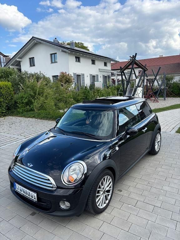 Schwarz Gebraucht 2010 Mini Cooper Kleinwagen | 4.999 € (Fairer Preis) - Bild 1/4