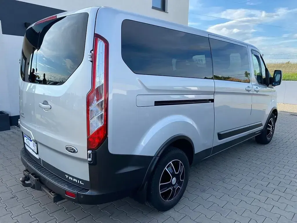 Gebraucht Ford Transit Custom Titanium 185 PS (136 kW) 2020 Polarsilber metallic Van / Kleinbus