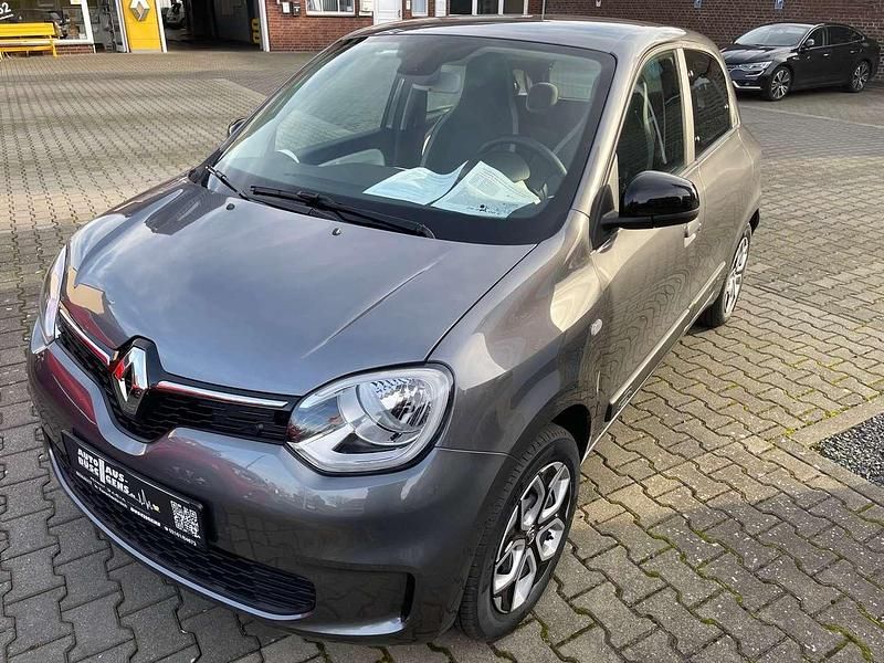 Gebraucht Renault Twingo Equilibre 60 kW (82 PS) 2022 Lunairegrau metallic Kleinwagen