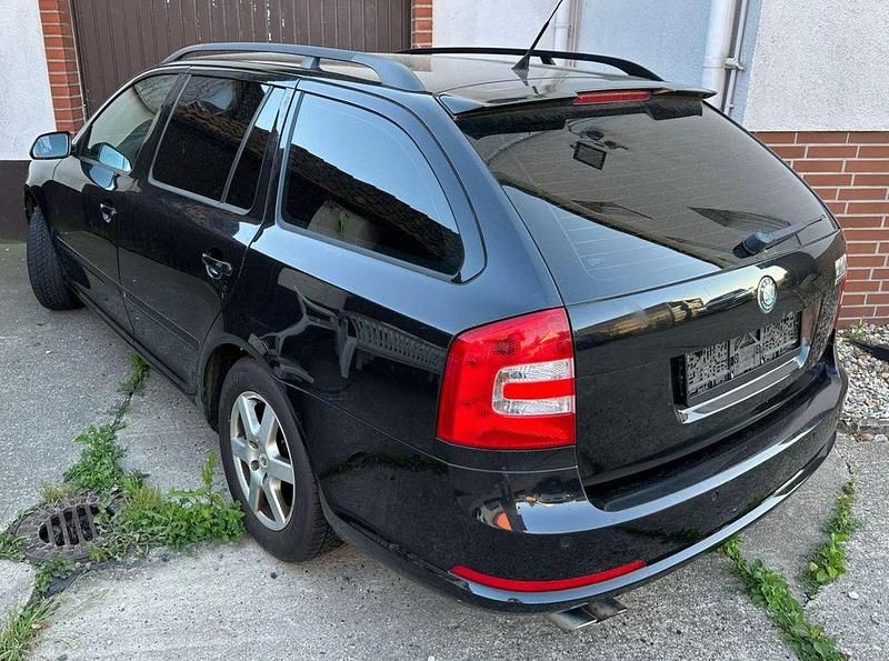 Gebraucht Skoda Octavia Sport 160 PS (117 kW) 2007 Schwarz Kombi