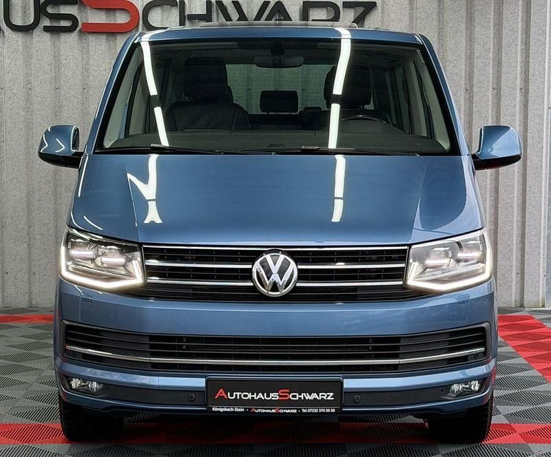 Gebraucht VW Multivan Highline 204 PS (150 kW) 2017 Blau Van / Kleinbus