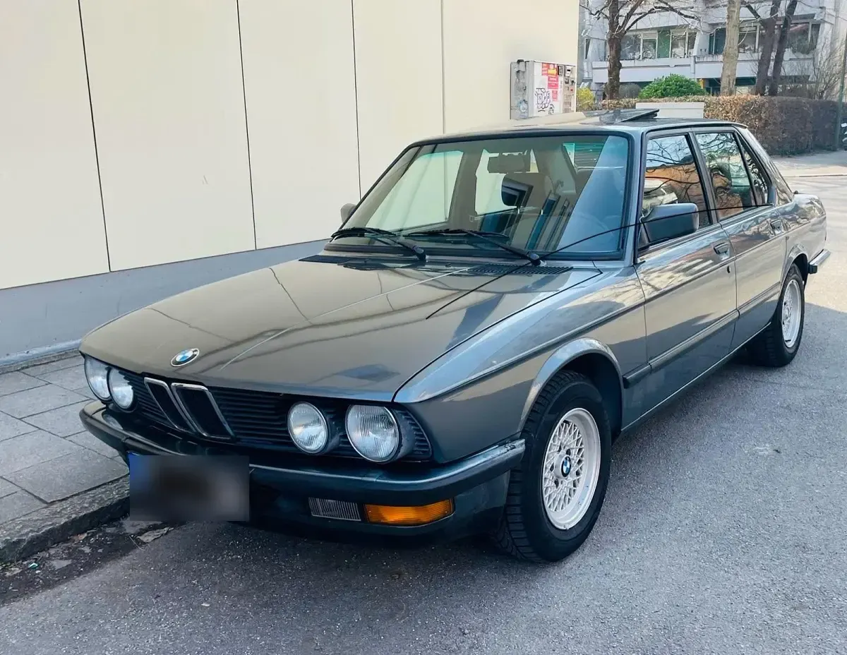 Gebraucht BMW 128 Shadowline 126 PS (92 kW) 1987 Grau Limousine