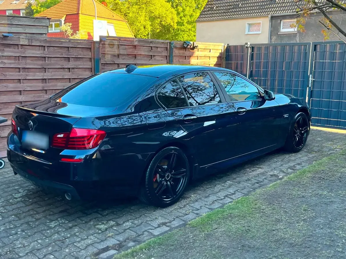 Gebraucht BMW 535 M Sport 313 PS (230 kW) 2014 Schwarz Limousine