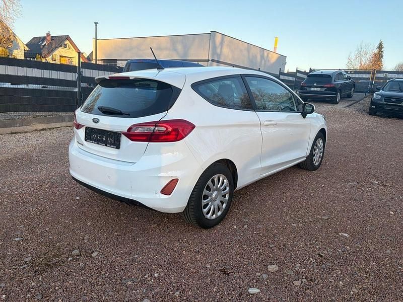 Gebraucht Ford Fiesta Trend 71 PS (52 kW) 2017 Weiß