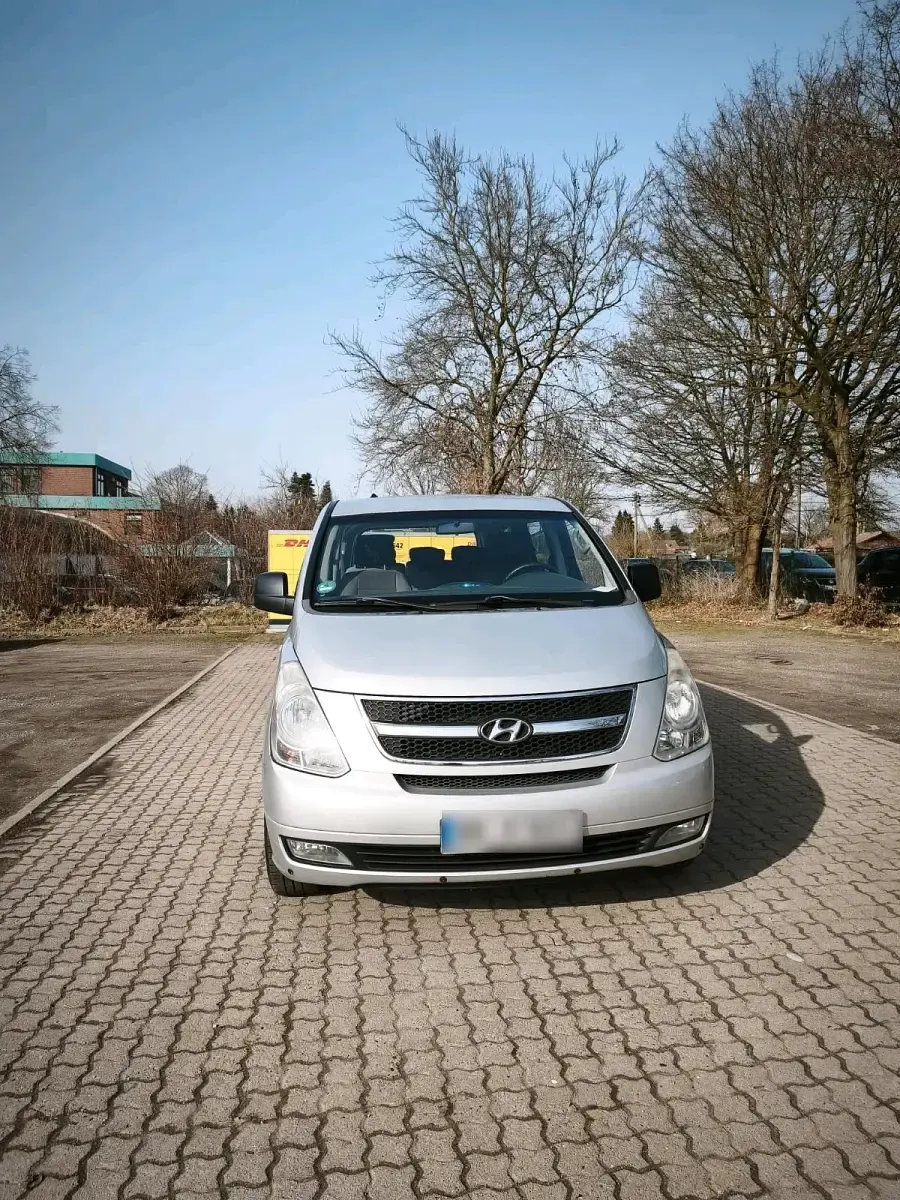 Gebraucht Hyundai H-1 170 PS (125 kW) 2008 Silber Van / Kleinbus