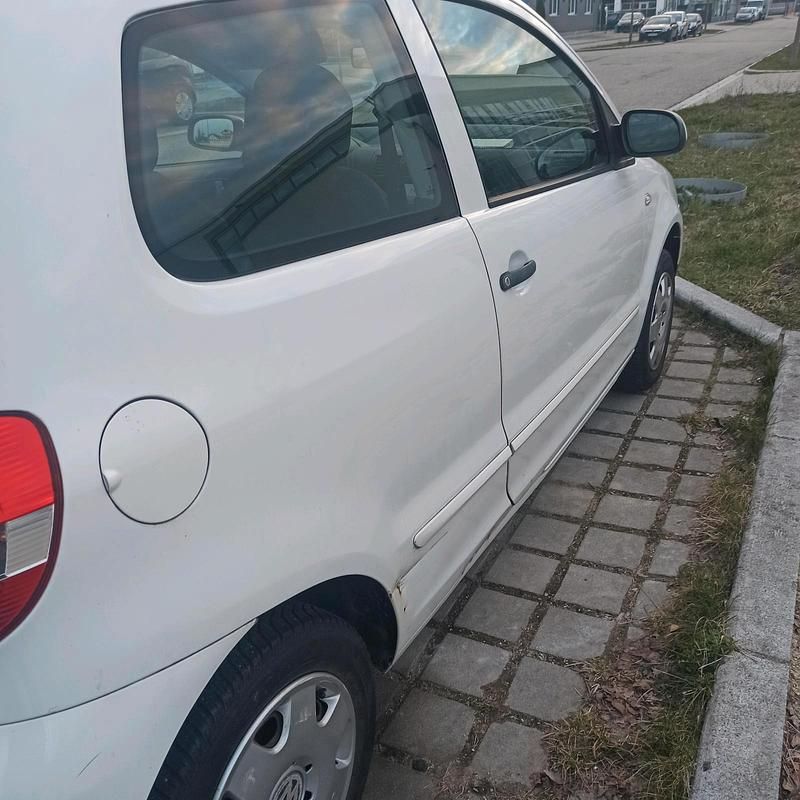 Second-hand VW Fox 70 CP (51 kW) 2011 Alb Hatchback