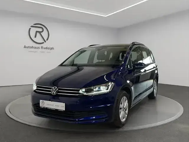 Gebraucht VW Touran Comfortline 150 PS (110 kW) 2025 Blau Van / Kleinbus