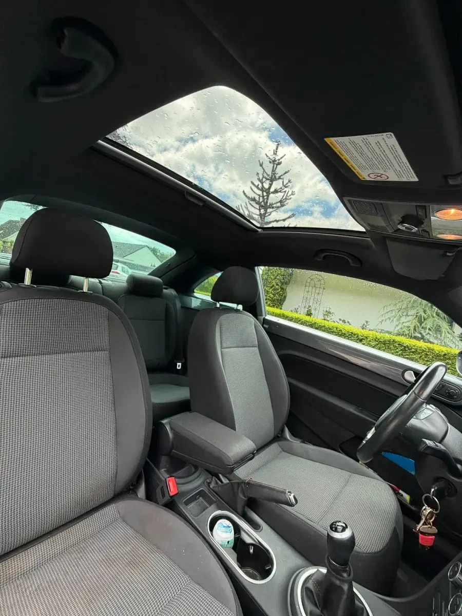 Gebraucht VW Beetle 105 PS (77 kW) 2014 Grau Kleinwagen