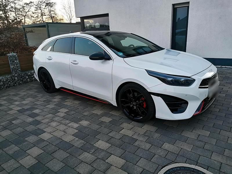 Gebraucht Kia ProCeed GT 204 PS (150 kW) 2022 Weiß Kombi