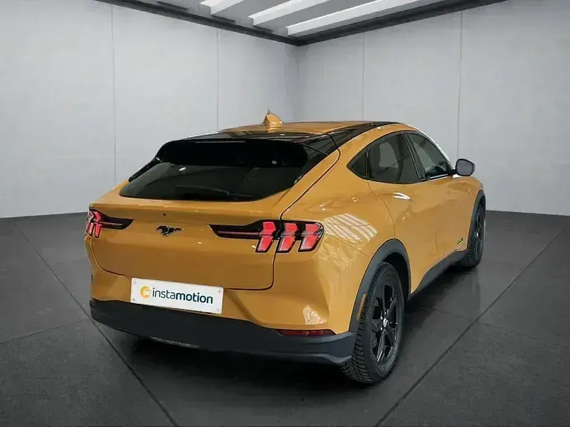 Gebraucht Ford Mustang Mach-E 216 kW (294 PS) 2024 Orange SUV