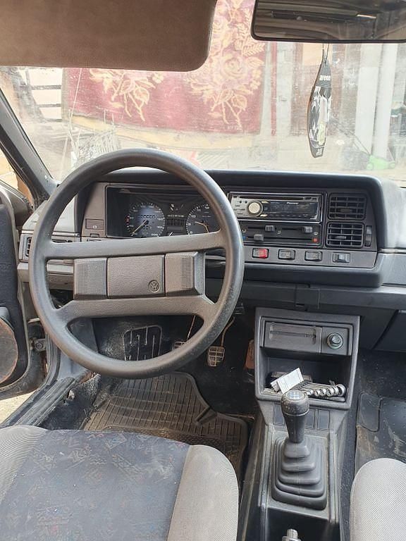 Second-hand VW Passat 75 CP (55 kW) 1982 Negru Berlinǎ